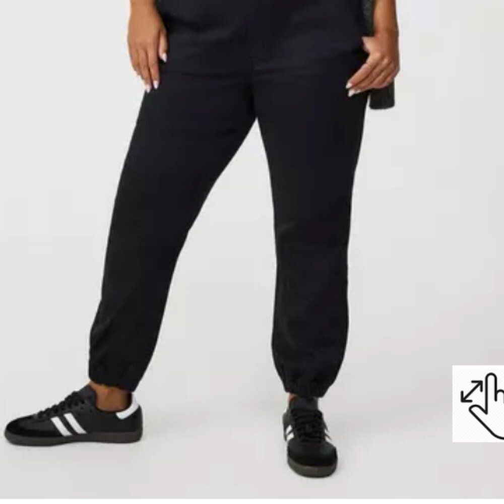 Torrid Comfort Flex Waistband Jogger Stretch Twill Pants Women’s 26R NWT Black